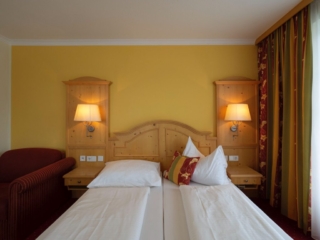 doppelzimmer3 dasleitner at doppelzimmer3 dasleitner at