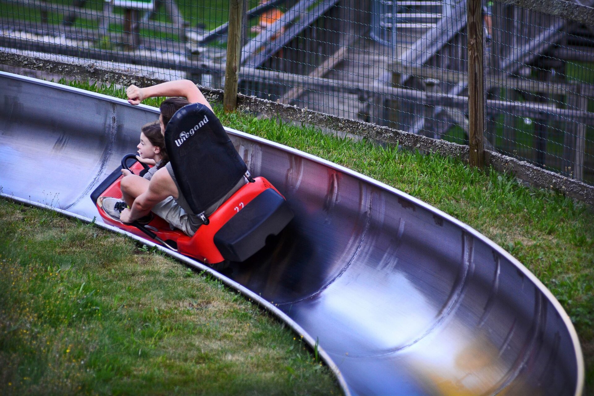sommerrodelbahn koglhof © oststeiermark tourismus christian strassegger sommerrodelbahn koglhof © oststeiermark tourismus christian strassegger